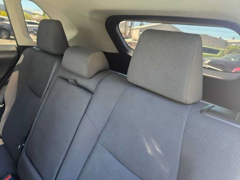 Used 2022 Toyota RAV4 LE AWD/4WD image 17