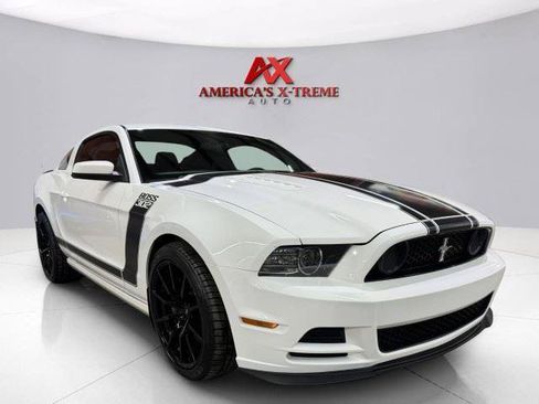 Used 2013 Ford Mustang Boss 302 w/ Boss 302 Accessory Pkg RWD image 10
