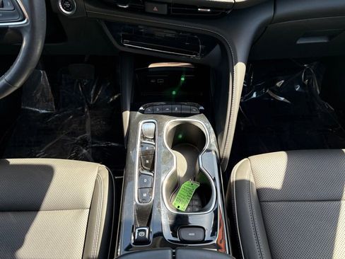 Used 2023 Buick Envision Essence AWD/4WD image 28