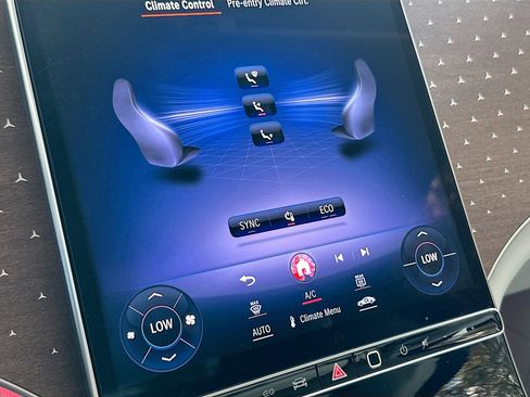 Used 2024 Mercedes-Benz EQE 350+ SUV image 16