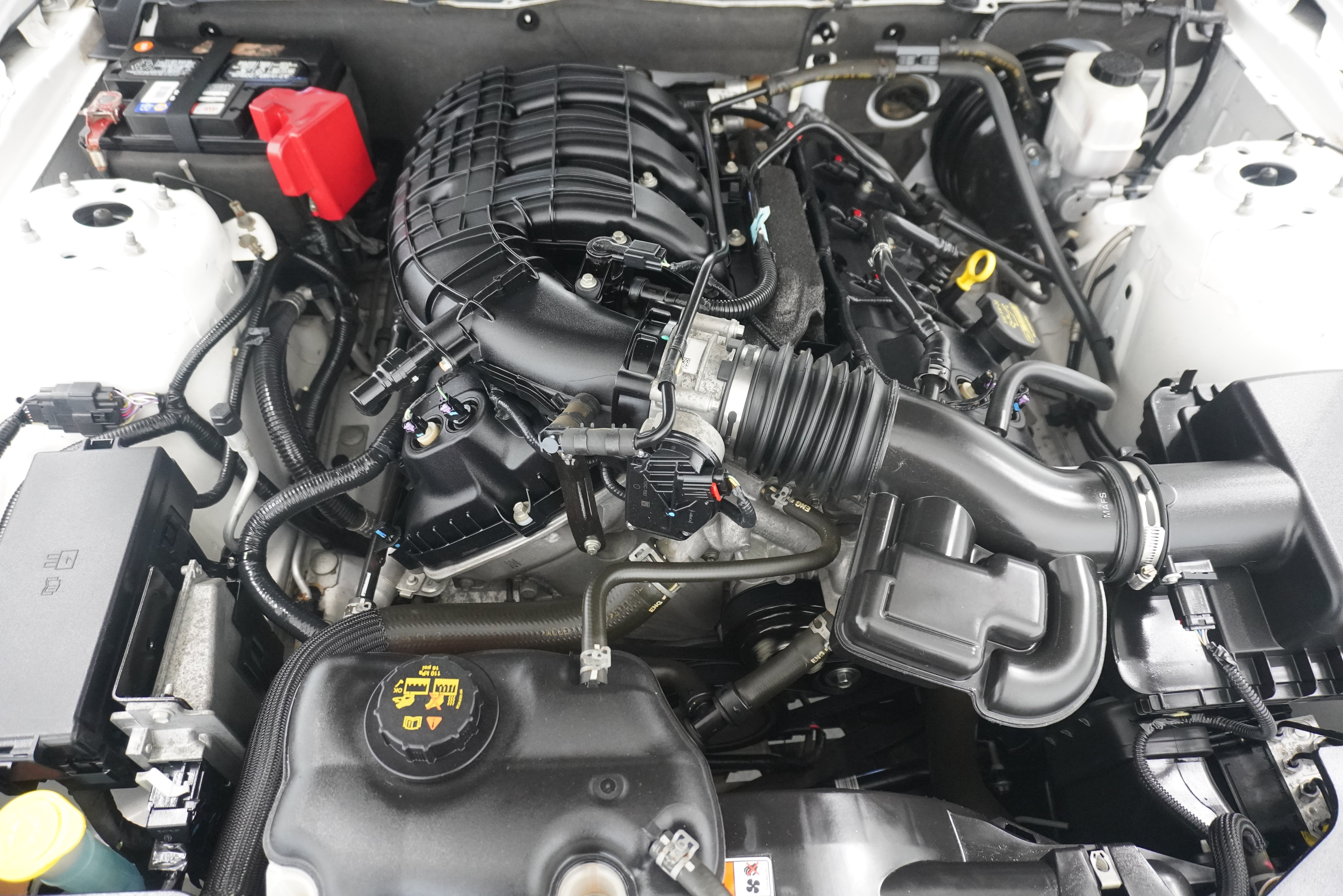 Used 2012 Ford Mustang Coupe RWD image 25