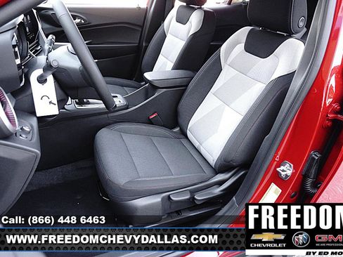 New 2026 Chevrolet Trax RS w/ Driver Confidence Package FWD image 13