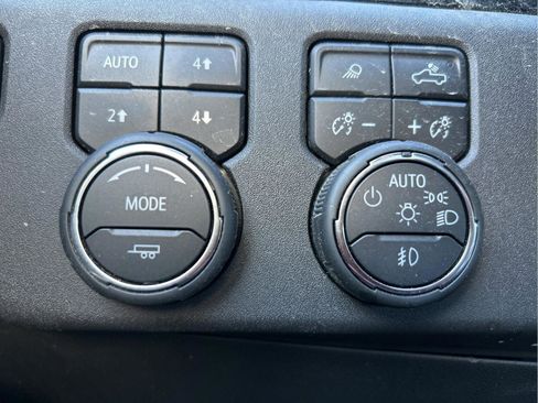 Used 2024 Chevrolet Silverado 1500 High Country w/ High Country Premium Package image 15