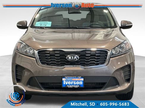 Used 2020 Kia Sorento LX AWD/4WD image 3