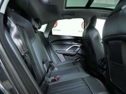 Used 2025 Audi Q5 Premium Plus w/ Premium Plus AWD/4WD image 13
