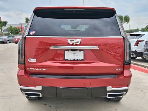 New 2026 Cadillac Escalade ESV Luxury RWD image 5