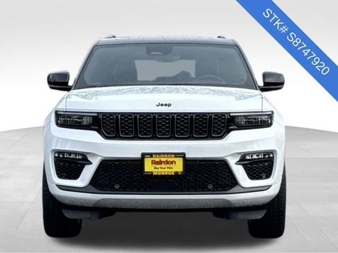 New 2025 Jeep Grand Cherokee Summit image 4