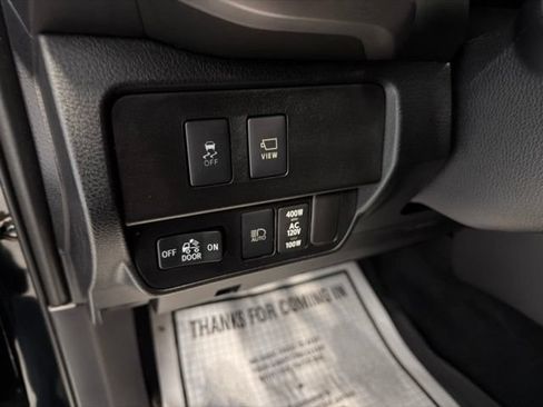 Used 2021 Toyota Tacoma Limited AWD/4WD image 19