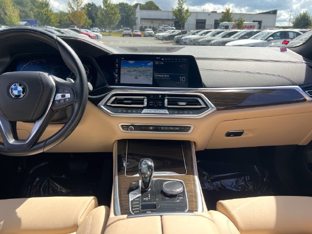 Used 2021 BMW X5 sDrive40i w/ Premium Package RWD image 16