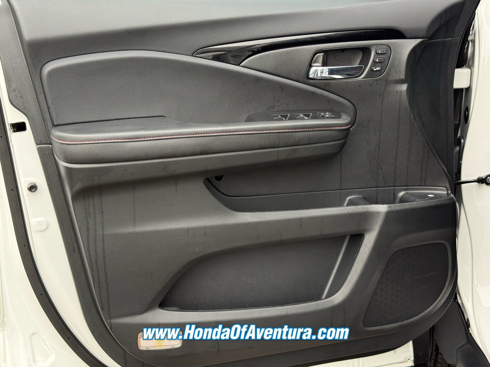 Certified 2025 Honda Ridgeline Black Edition image 27
