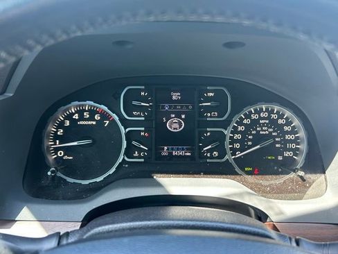 Used 2020 Toyota Tundra Limited w/ Limited Premium Package AWD/4WD image 18