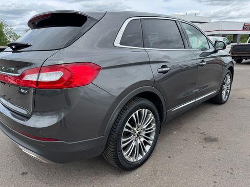 Used 2017 Lincoln MKX Reserve w/ Lincoln MKX Climate Package AWD/4WD image 11