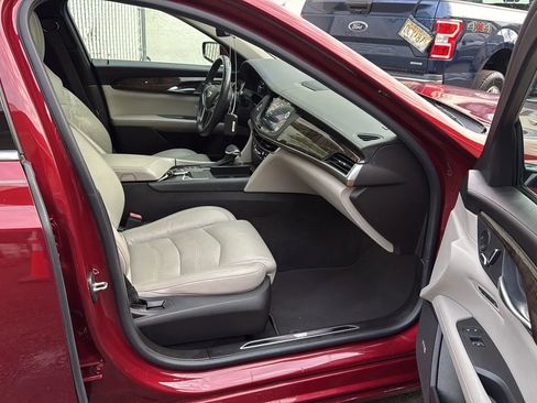 Used 2017 Cadillac CT6 Luxury image 24