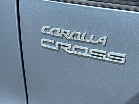 New 2026 Toyota Corolla Cross L image 9