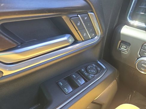 Used 2025 GMC Sierra 2500 Denali w/ Max Trailering Package AWD/4WD image 25