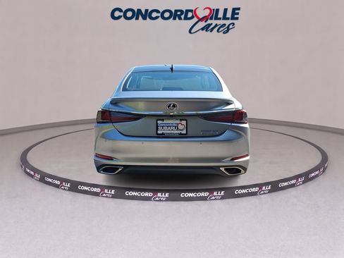 Used 2025 Lexus ES 350 Ultra Luxury w/ Accessory Package (Z2) FWD image 5