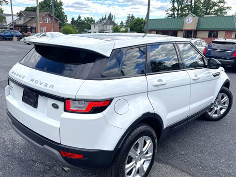 Used 2018 Land Rover Range Rover Evoque SE Premium AWD/4WD image 5