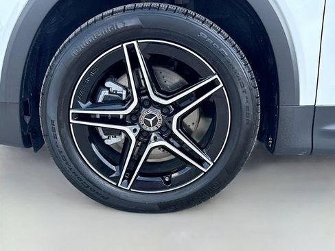 Used 2024 Mercedes-Benz GLB 250 image 42