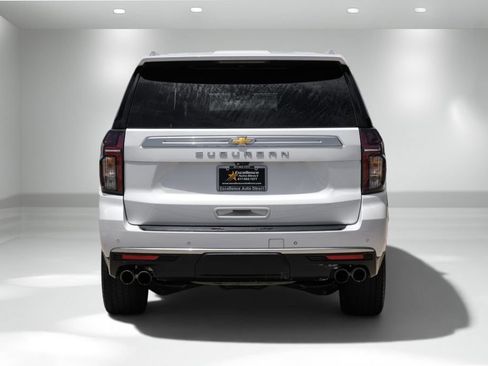 Used 2021 Chevrolet Suburban High Country RWD image 9