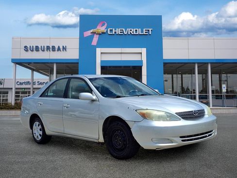 Used 2004 Toyota Camry FWD image 3