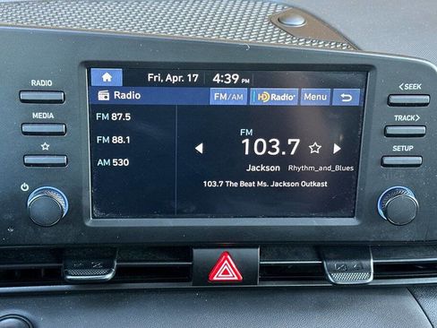 Used 2025 Hyundai Elantra Sport w/ Cargo Package image 17