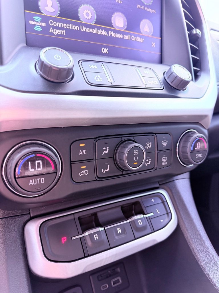Used 2023 GMC Acadia SLT w/ Elevation Edition FWD image 27