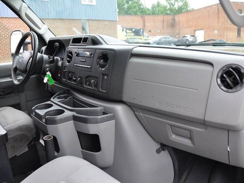 Used 2013 Ford E-150 and Econoline 150 w/ PWR Group RWD image 25