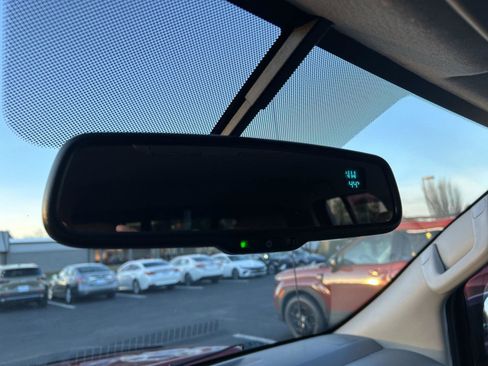 Used 2020 Nissan Frontier SV image 20