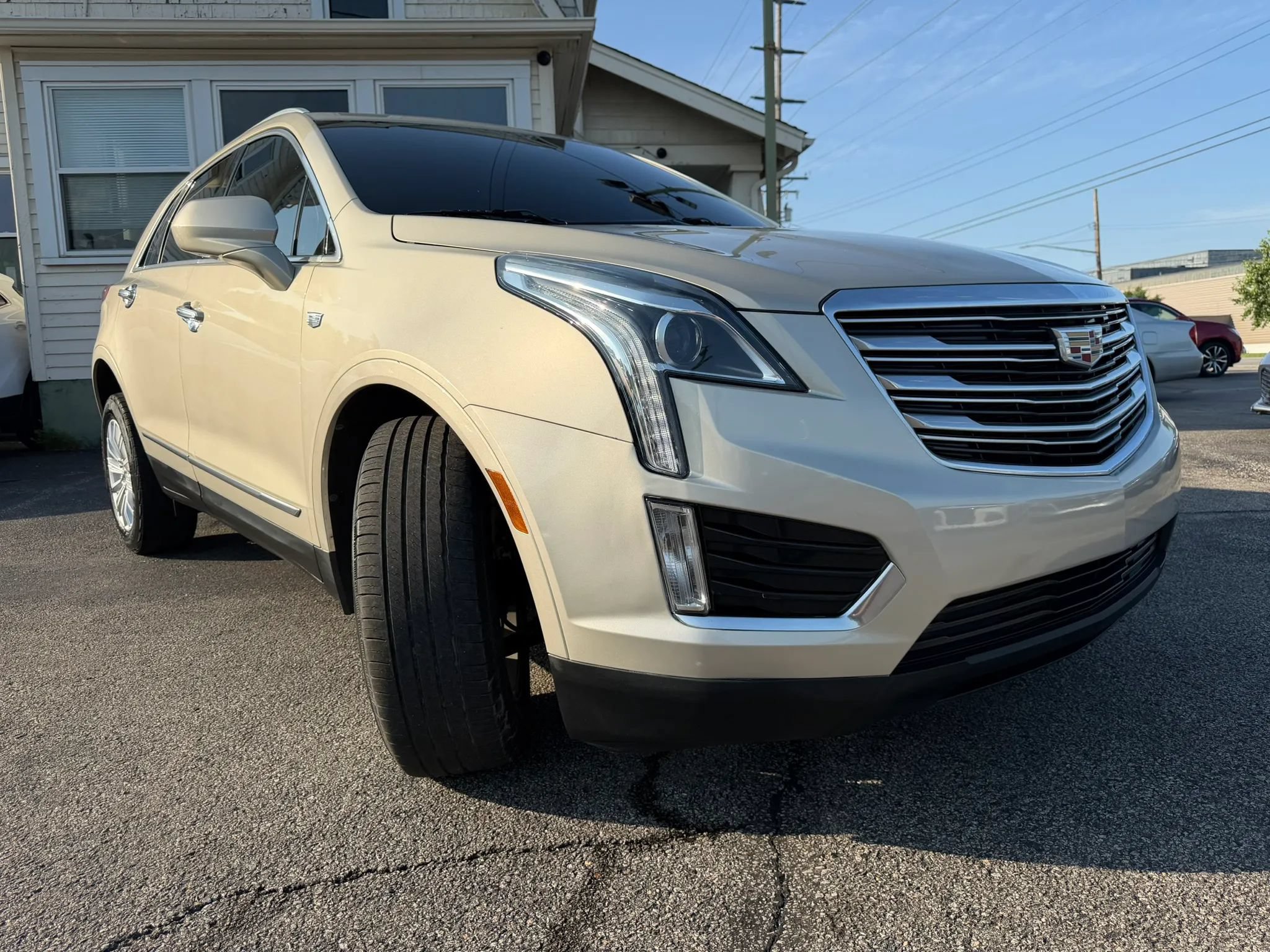 Used 2017 Cadillac XT5 FWD image 11