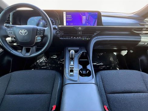 Used 2023 Toyota Crown XLE image 16