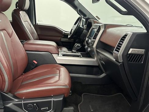 Used 2018 Ford F150 Platinum w/ Equipment Group 701A Luxury image 41