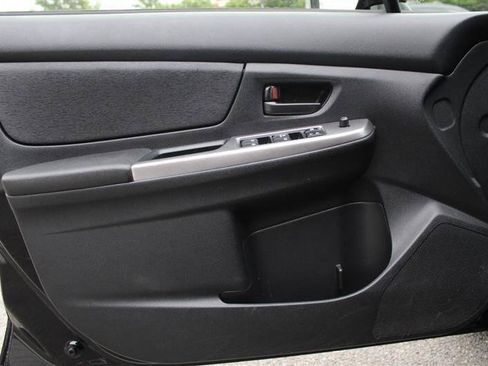 Used 2016 Subaru Impreza 2.0i AWD/4WD image 11