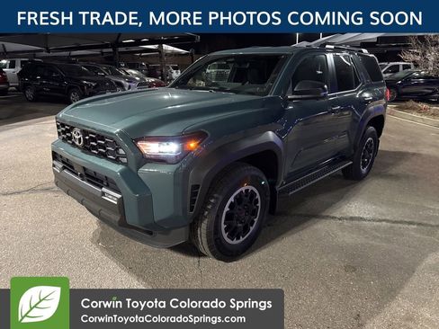 Used 2025 Toyota 4Runner TRD Off-Road Premium image 2