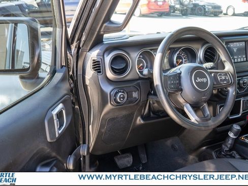 Certified 2023 Jeep Gladiator Sport image 15