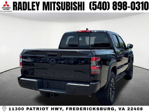 Used 2023 Nissan Frontier PRO-4X w/ Pro Convenience Package AWD/4WD image 19