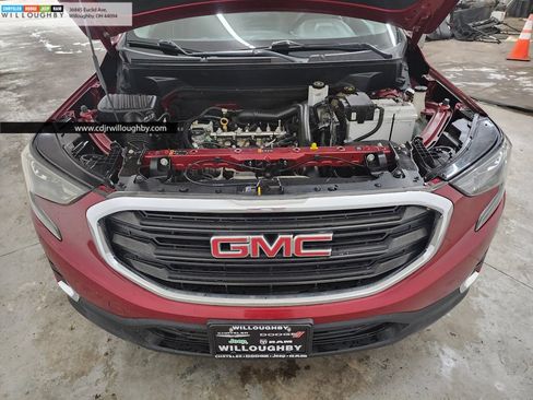 Used 2018 GMC Terrain SLE w/ Driver Convenience Package AWD/4WD image 34