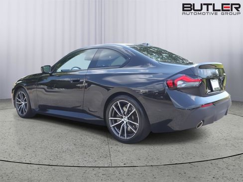 Used 2023 BMW 230i Coupe w/ Premium Package RWD image 4