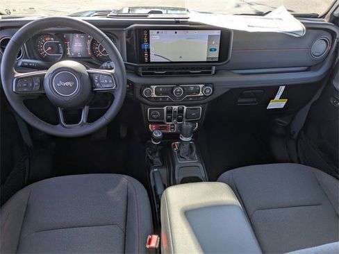 New 2026 Jeep Wrangler Unlimited Rubicon image 25