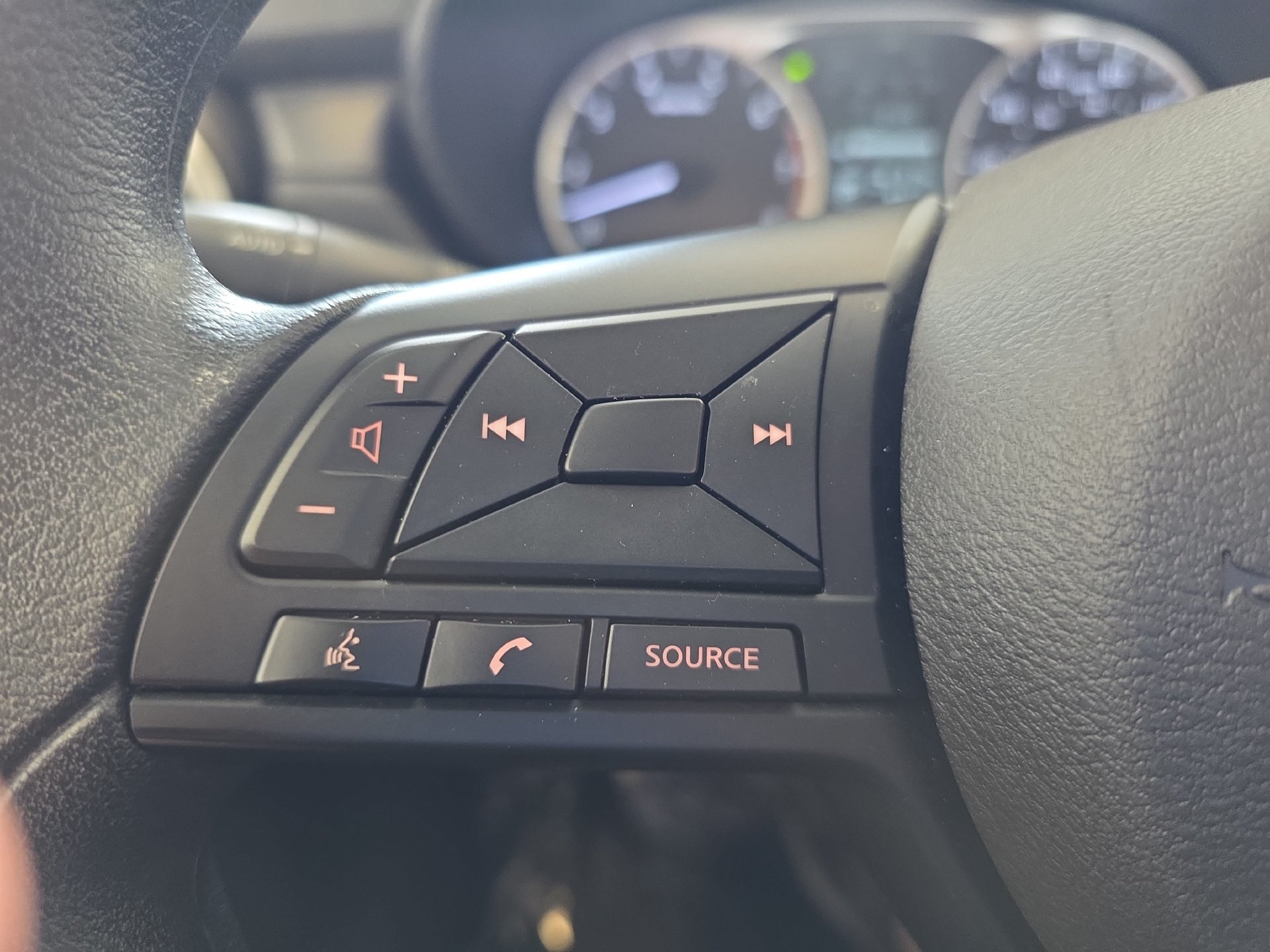 Certified 2025 Nissan Versa S w/ Trunk Package FWD image 16