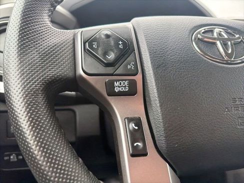 Used 2023 Toyota Tacoma SR5 AWD/4WD image 37