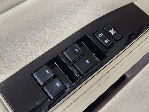 Used 2017 Lexus ES 350 image 43