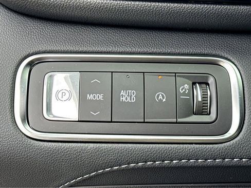 New 2026 Buick Enclave Preferred w/ Power Package FWD image 11