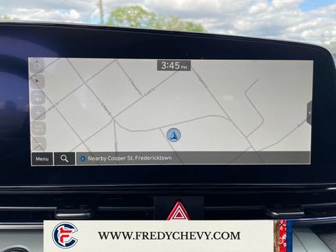 Used 2025 Hyundai Elantra Limited FWD image 19