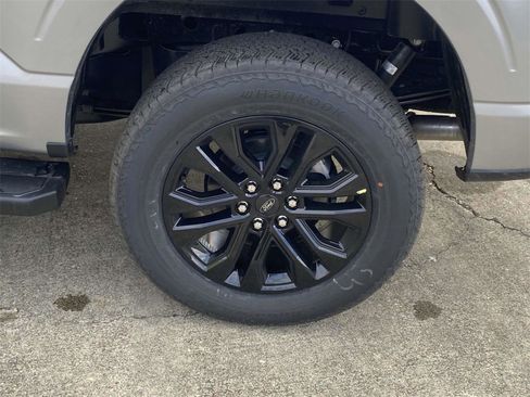 New 2025 Ford F150 Lariat w/ Equipment Group 501A Mid image 10