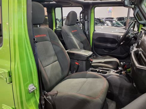 Used 2019 Jeep Wrangler Unlimited Rubicon AWD/4WD image 23