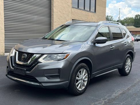 Used 2018 Nissan Rogue SV AWD/4WD image 2