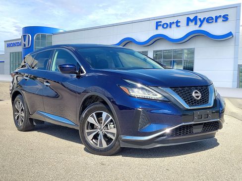 Used 2023 Nissan Murano S image 1