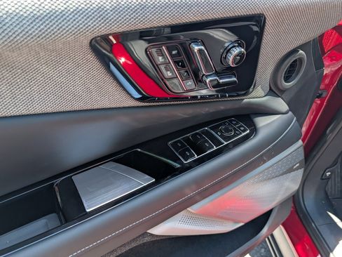 New 2026 Cadillac Optiq Luxury 1 AWD/4WD image 32