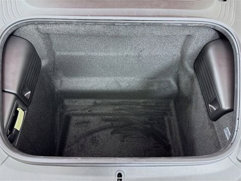 Used 2025 Porsche 718 Cayman image 30