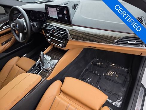 Used 2023 BMW 540i w/ M Sport Package RWD image 30